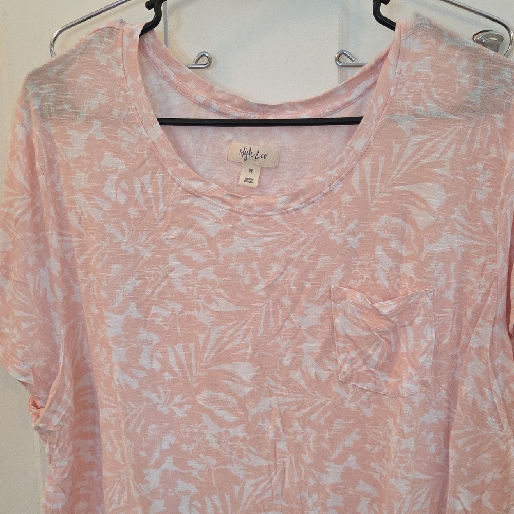 Light Pink Patterned Women's Top